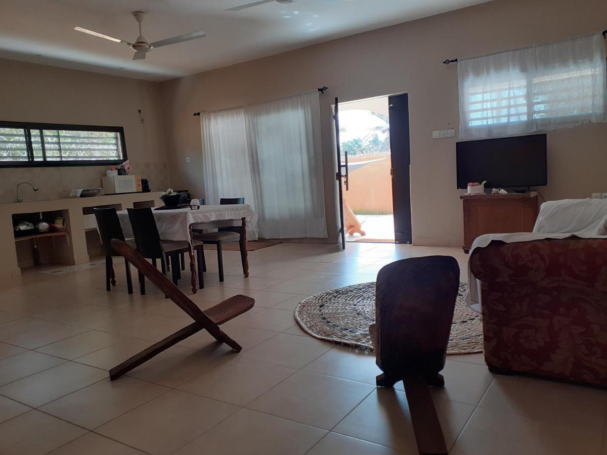 Vila Pombo Kunda Sanyang Exteriér fotografie
