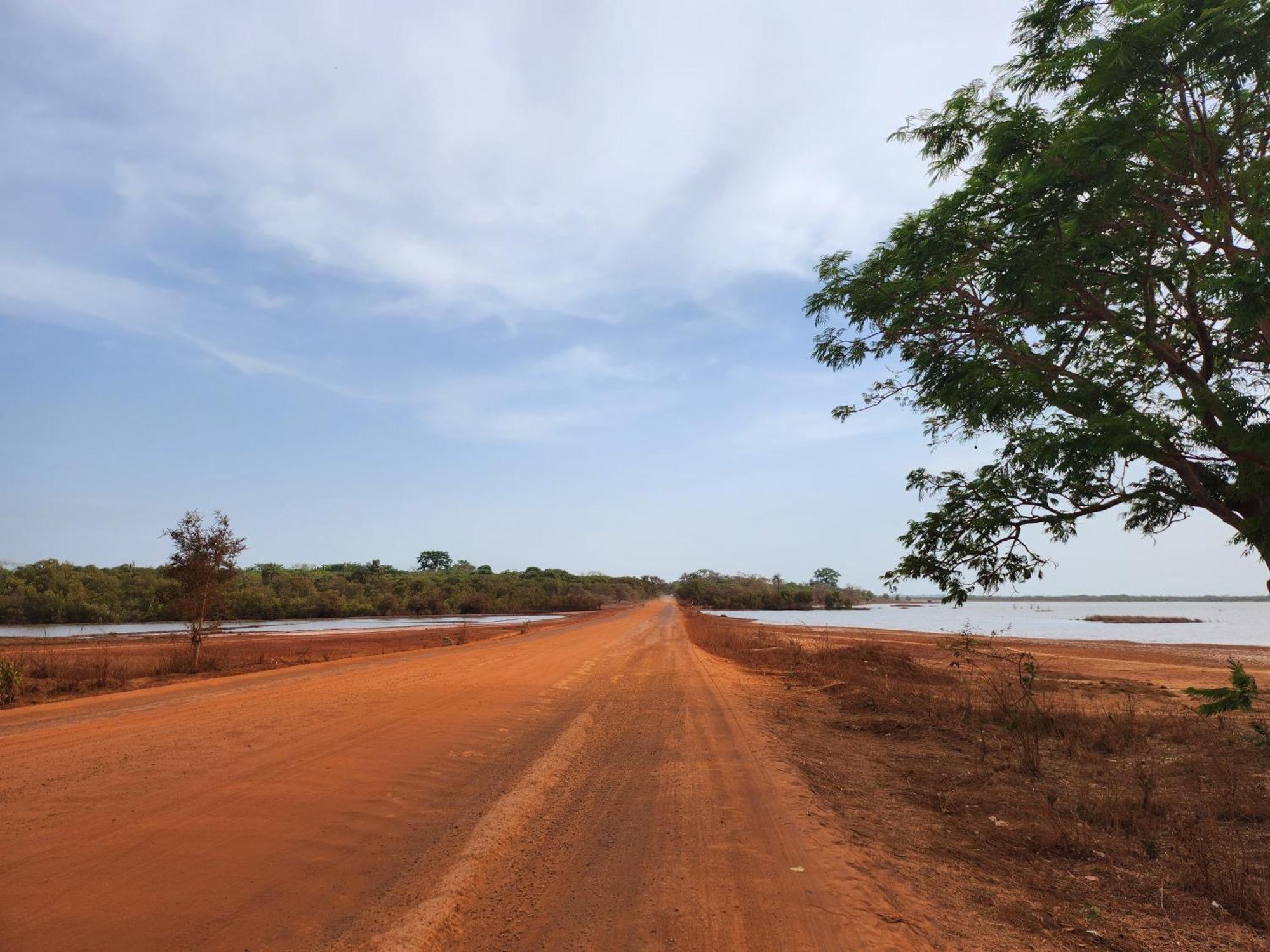 Vila Pombo Kunda Sanyang Exteriér fotografie